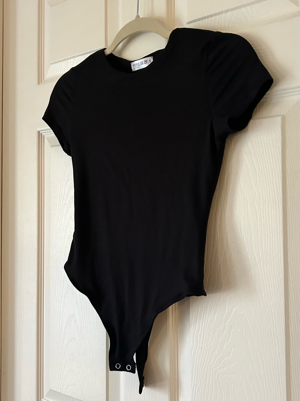 Popular 21 Black Short Sleeve Bodysuit Stretch Fitted Top - Size Small - Picture 3 of 10